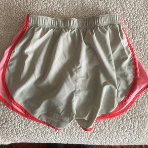 Nike Dri Fit Tempo Shorts Gray size medium